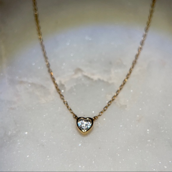 Dainty Heart necklace - Picture 5 of 6